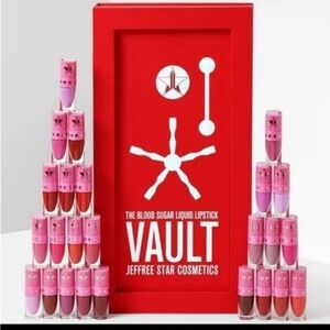 Jeffree start the vault lipstick pallet NWB